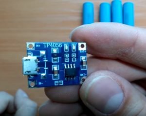 Cara Mengisi Ulang Baterai Lithium-Ion Type 18650 Menggunakan Modul Charger TP-4056